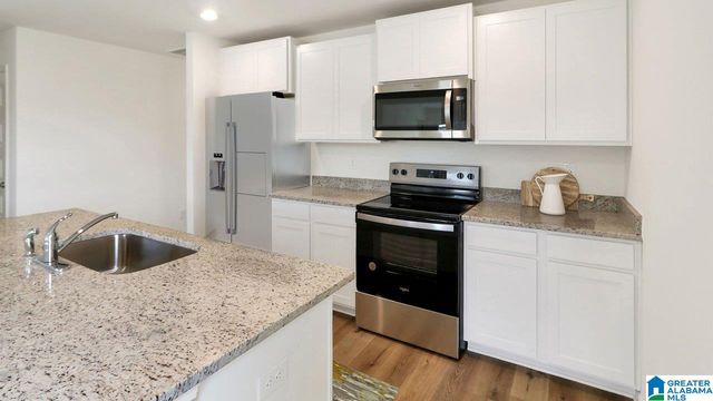 3855 HERITAGE CREST DRIVE, Bessemer, AL 35023