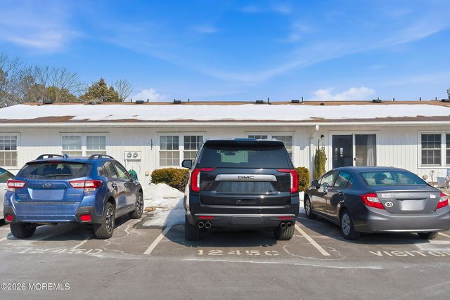 1245C Hamilton Court, Lakewood, NJ 08701