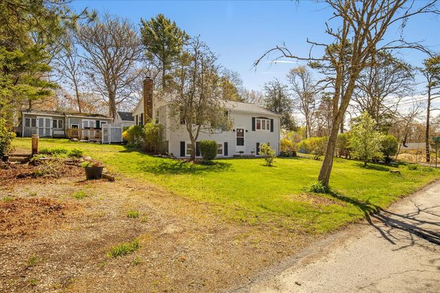 22 Avery Road, Pocasset, MA 02559
