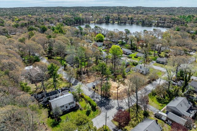 22 Avery Road, Pocasset, MA 02559