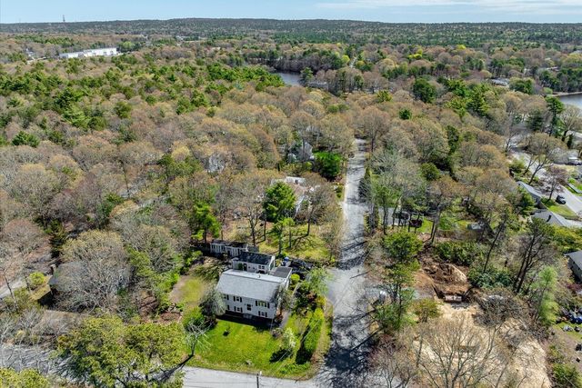 22 Avery Road, Pocasset, MA 02559
