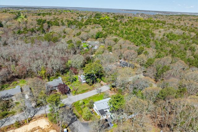 22 Avery Road, Pocasset, MA 02559