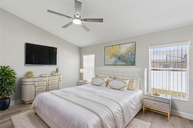 15932 ROBIN HILL LOOP, Clermont, FL 34714