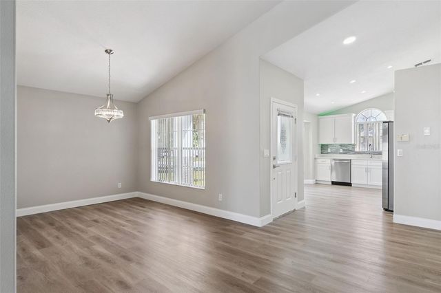 15932 ROBIN HILL LOOP, Clermont, FL 34714