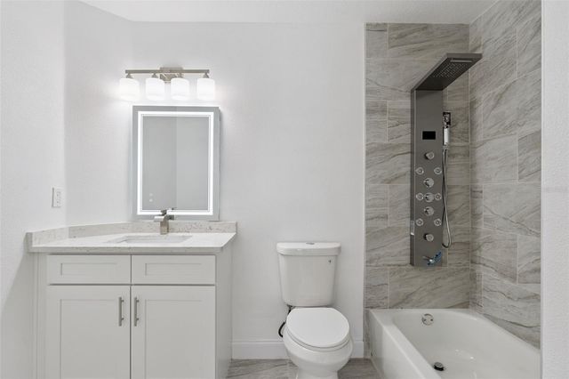 15932 ROBIN HILL LOOP, Clermont, FL 34714