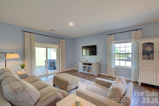 625 Morning Meadows Drive, Inman, SC 29349