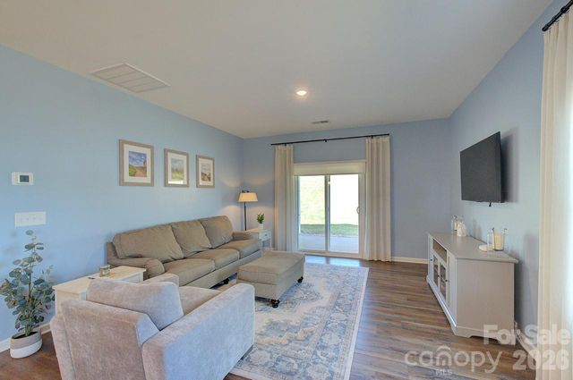 625 Morning Meadows Drive, Inman, SC 29349
