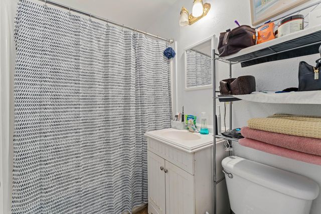 1848 Cloverlawn Drive, Grants Pass, OR 97527