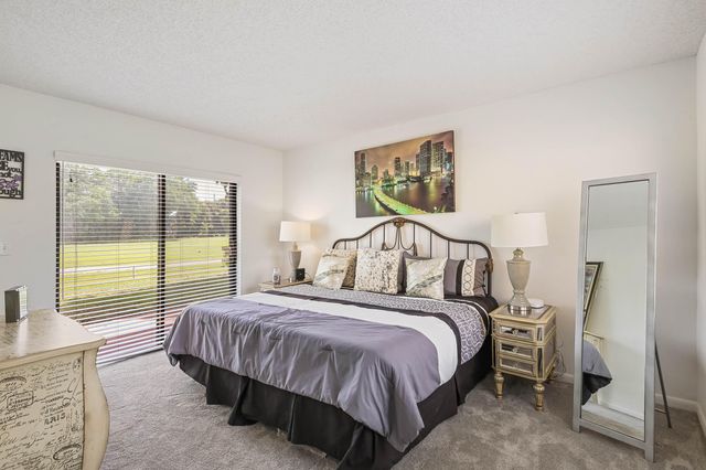 5338 S Fountains Dr Drive S, Lake Worth, FL 33467
