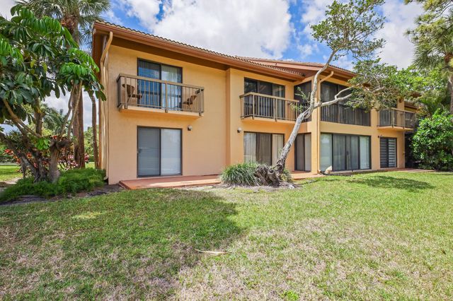 5338 S Fountains Dr Drive S, Lake Worth, FL 33467
