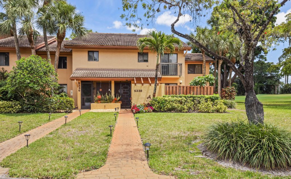 5338 S Fountains Dr Drive S, Lake Worth, FL 33467