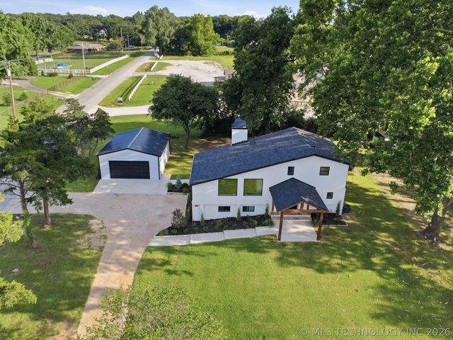 12208 Heywood Hill Road, Sapulpa, OK 74066