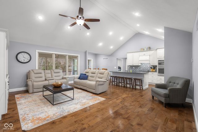 737 Enos Road, Seymour, IN 47274