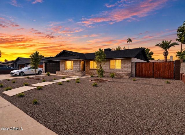 2934 W HARTFORD Drive, Phoenix, AZ 85053