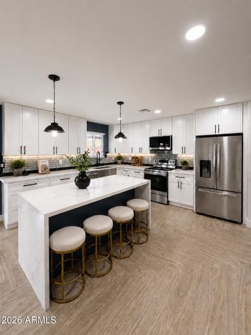 2934 W HARTFORD Drive, Phoenix, AZ 85053