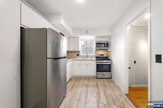 209 8th Street, Fairview, NJ 07022