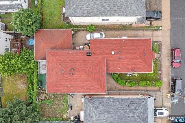 209 8th Street, Fairview, NJ 07022
