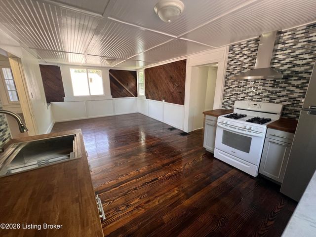 743 S 42nd St, Louisville, KY 40211