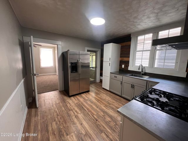 743 S 42nd St, Louisville, KY 40211