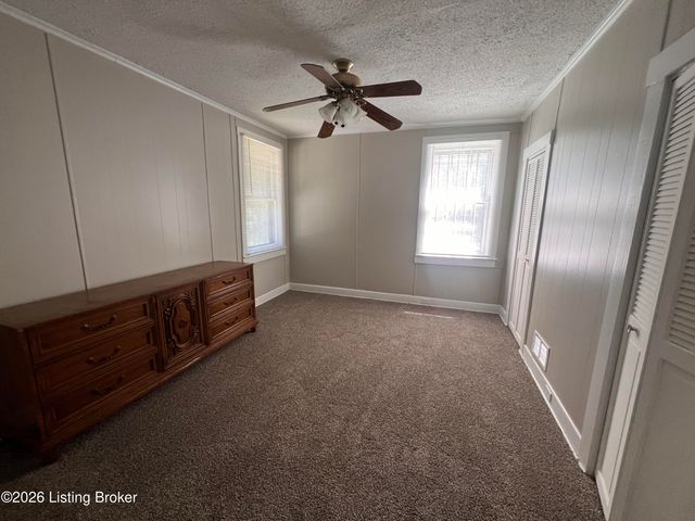 743 S 42nd St, Louisville, KY 40211