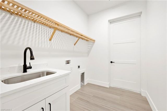 1523 NW 34th AVE, Cape Coral, FL 33993