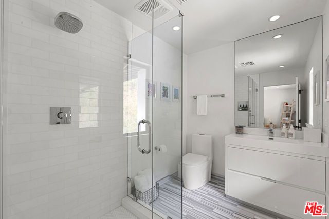 1739 San Ysidro Drive, Beverly Hills, CA 90210