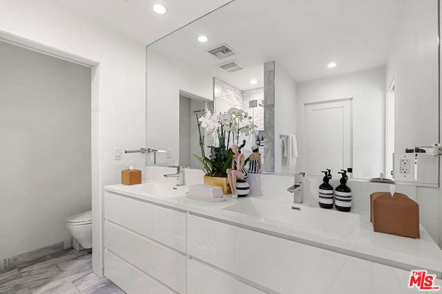 1739 San Ysidro Drive, Beverly Hills, CA 90210