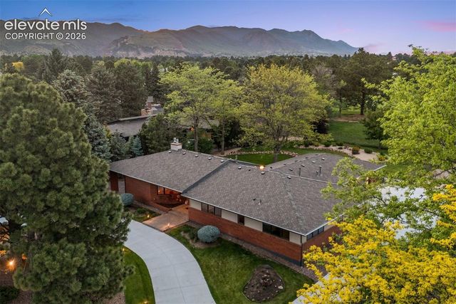 1670 Hill Circle, Colorado Springs, CO 80904