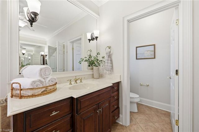3940 White Hawk Lane, Winston-salem, NC 27106