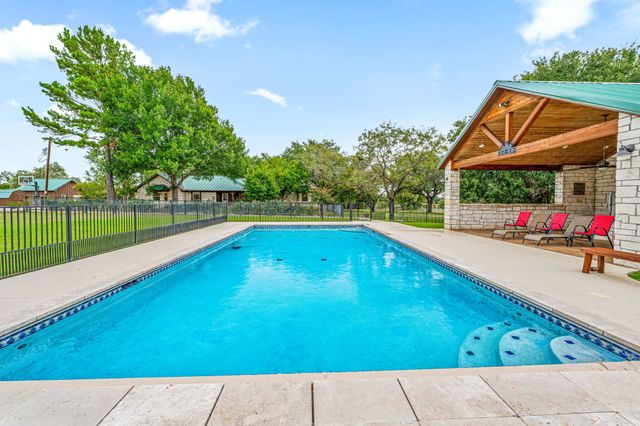 2707 County Road 247, Hico, TX 76457