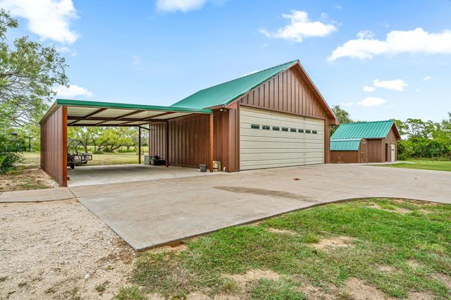 2707 County Road 247, Hico, TX 76457