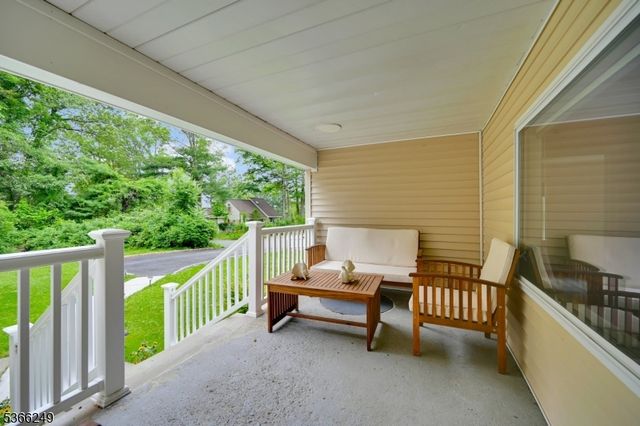 22 Elizabeth Rd, West Milford Twp., NJ 07421