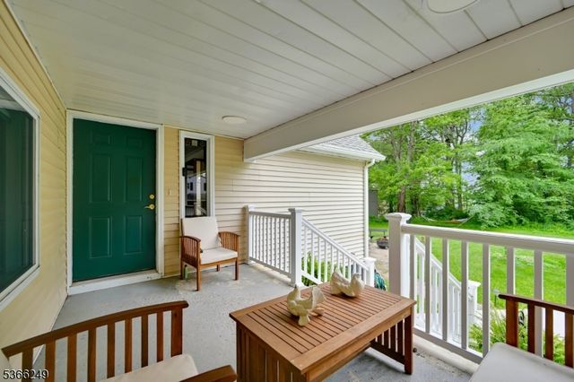 22 Elizabeth Rd, West Milford Twp., NJ 07421