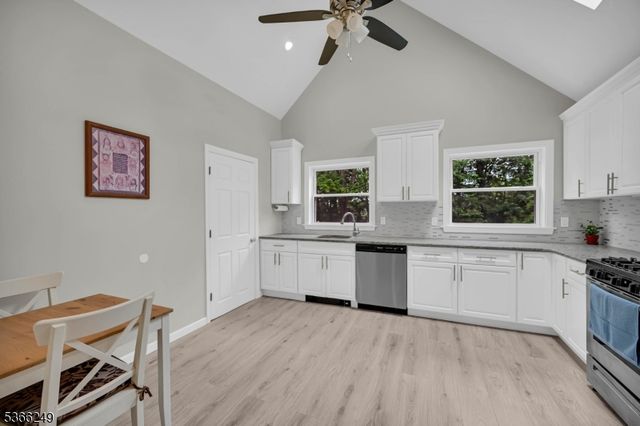 22 Elizabeth Rd, West Milford Twp., NJ 07421
