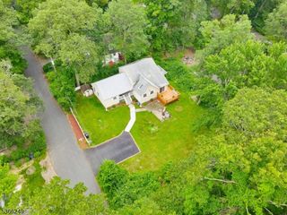 22 Elizabeth Rd, West Milford Twp., NJ 07421