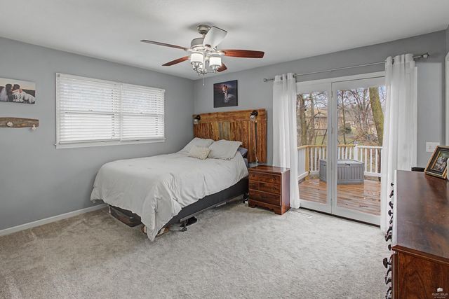 3209 Windgate Cir, Manhattan, KS 66503