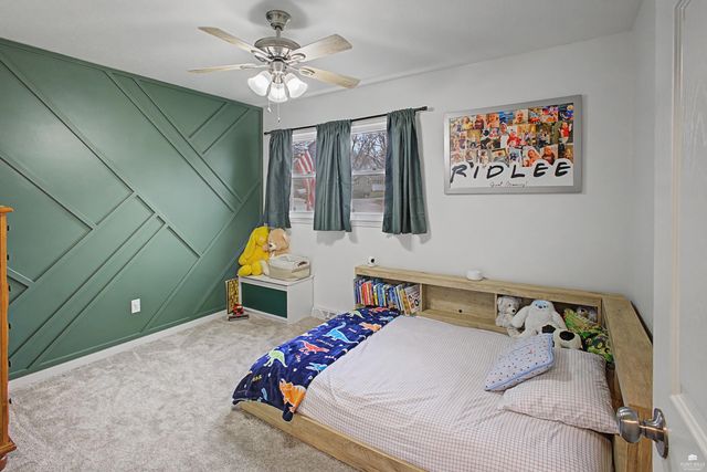 3209 Windgate Cir, Manhattan, KS 66503