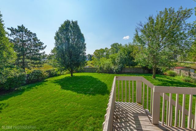 402 Hubbard Lane, Lake Villa, IL 60046