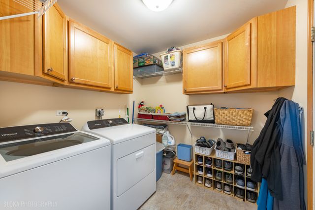 402 Hubbard Lane, Lake Villa, IL 60046