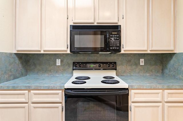 7739 Pecan Drive, Beaumont, TX 77713