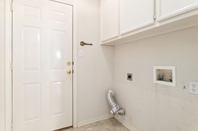 7739 Pecan Drive, Beaumont, TX 77713