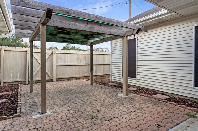 7739 Pecan Drive, Beaumont, TX 77713