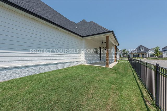 6875 Garden Trail Avenue, Springdale, AR 72762