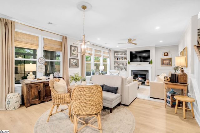 106 Winding Stream Circle, Simpsonville, SC 29681