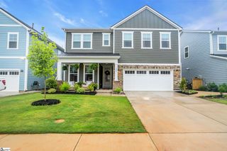 106 Winding Stream Circle, Simpsonville, SC 29681