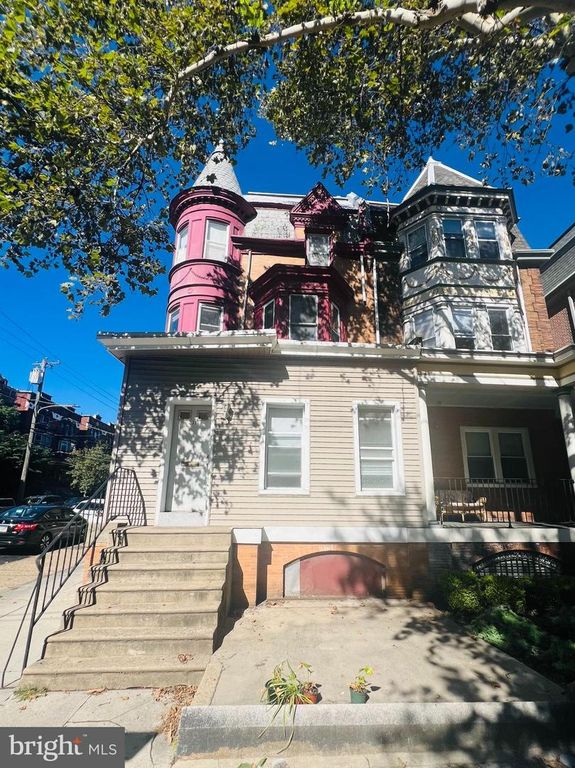 238 S 44TH ST #1F, Philadelphia, PA 19104
