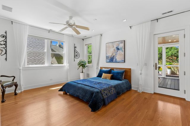 1728 N Hudson Avenue, Chicago, IL 60614