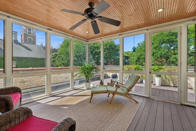 1728 N Hudson Avenue, Chicago, IL 60614