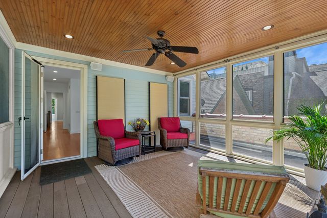 1728 N Hudson Avenue, Chicago, IL 60614
