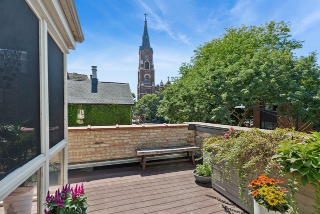 1728 N Hudson Avenue, Chicago, IL 60614